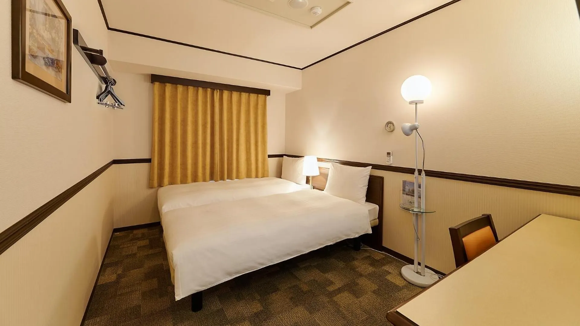 Toyoko Inn Osaka Itami Airport Toyonaka 3*,